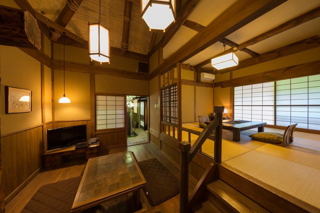 Отель Kurokawa Onsen Oyado Noshiyu Минамиогуни Экстерьер фото